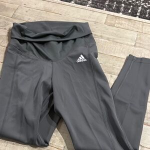 NWT Womens Maternity Adidas Gray bottoms Small